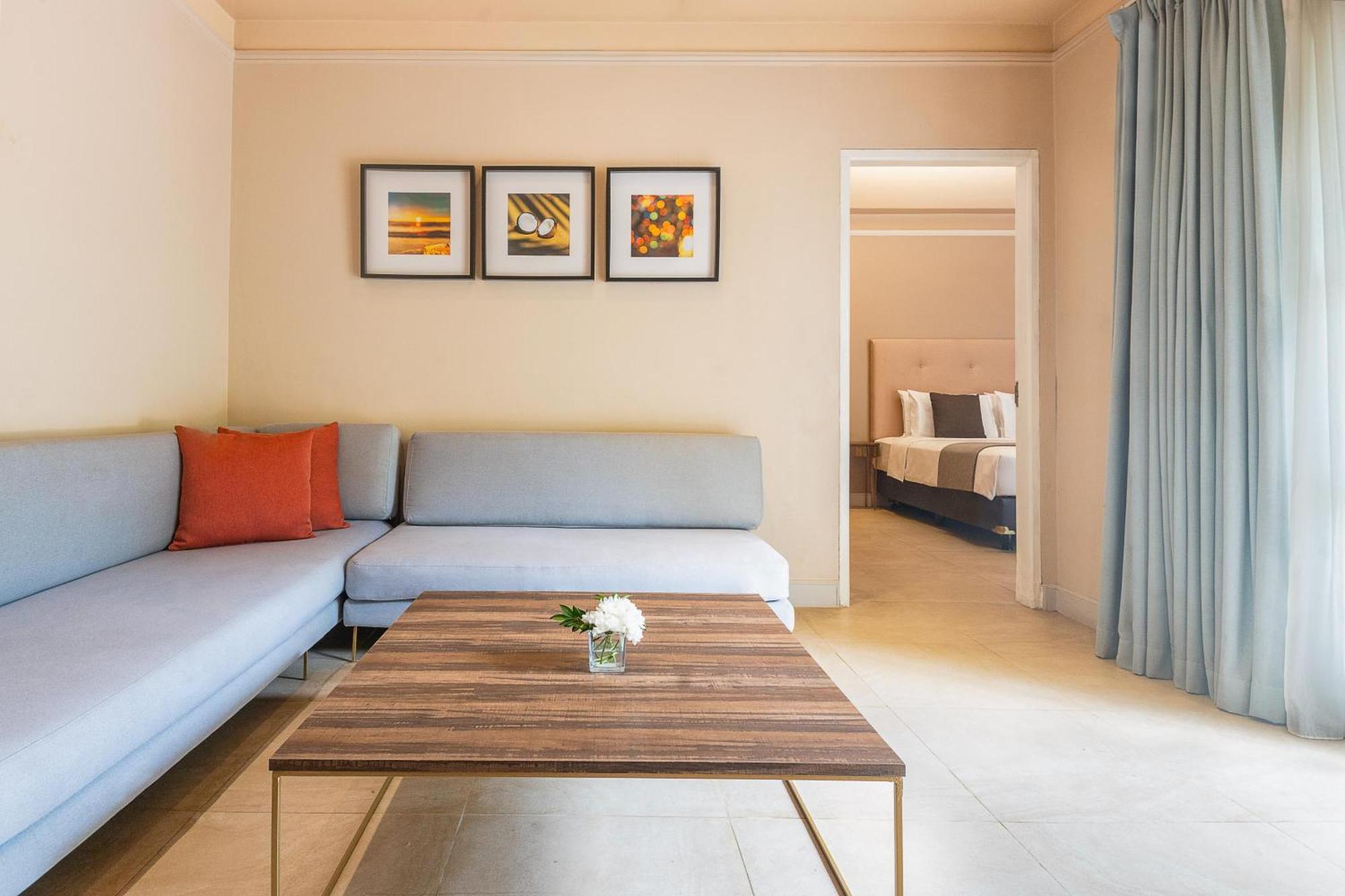 Aryaduta Lippo Village Τάνγκερανγκ Εξωτερικό φωτογραφία